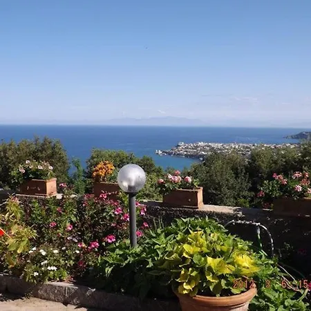 Holiday home Casa Geranio Ischia